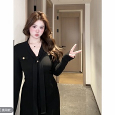 批发大码微胖mm气质V领绑带针织衫小众独特别致修身显瘦T恤长袖<b class='q'>打底衫</b>