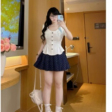 批发大码~<b class='q'>夏</b>新款纯欲辣妹风拼接短袖上衣波点裙子套装