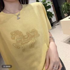 批发新款2026百搭针织衫圆领舒适洋气套头小马上衣5139