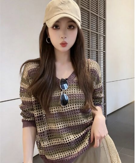 새로운 이른 가을 패션 루즈핏 느긋한 캐주얼 여자 센스 스트라이프 홀로우 아웃 V넥 니트 스웨터