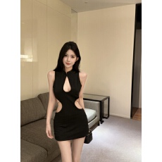 批发实拍实价  辣妹<b class='q'>街头</b>露背镂空蝴蝶金属装饰性感包臀连衣裙