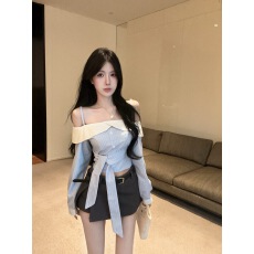 批发实拍实价    时尚一字领<b class='q'>条纹</b>长袖<b class='q'>衬衫</b>+开叉防走光半身短裙两件套