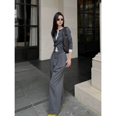 批发巨好看的早秋一整套大方得体法式气质灰色针织上衣<b class='q'>半身裙</b><b class='q'>职业</b>套装