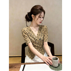 批发设计感小众蝴蝶结印花短袖t恤女夏季新款不规则<b class='q'>收腰</b>显瘦垫肩上衣