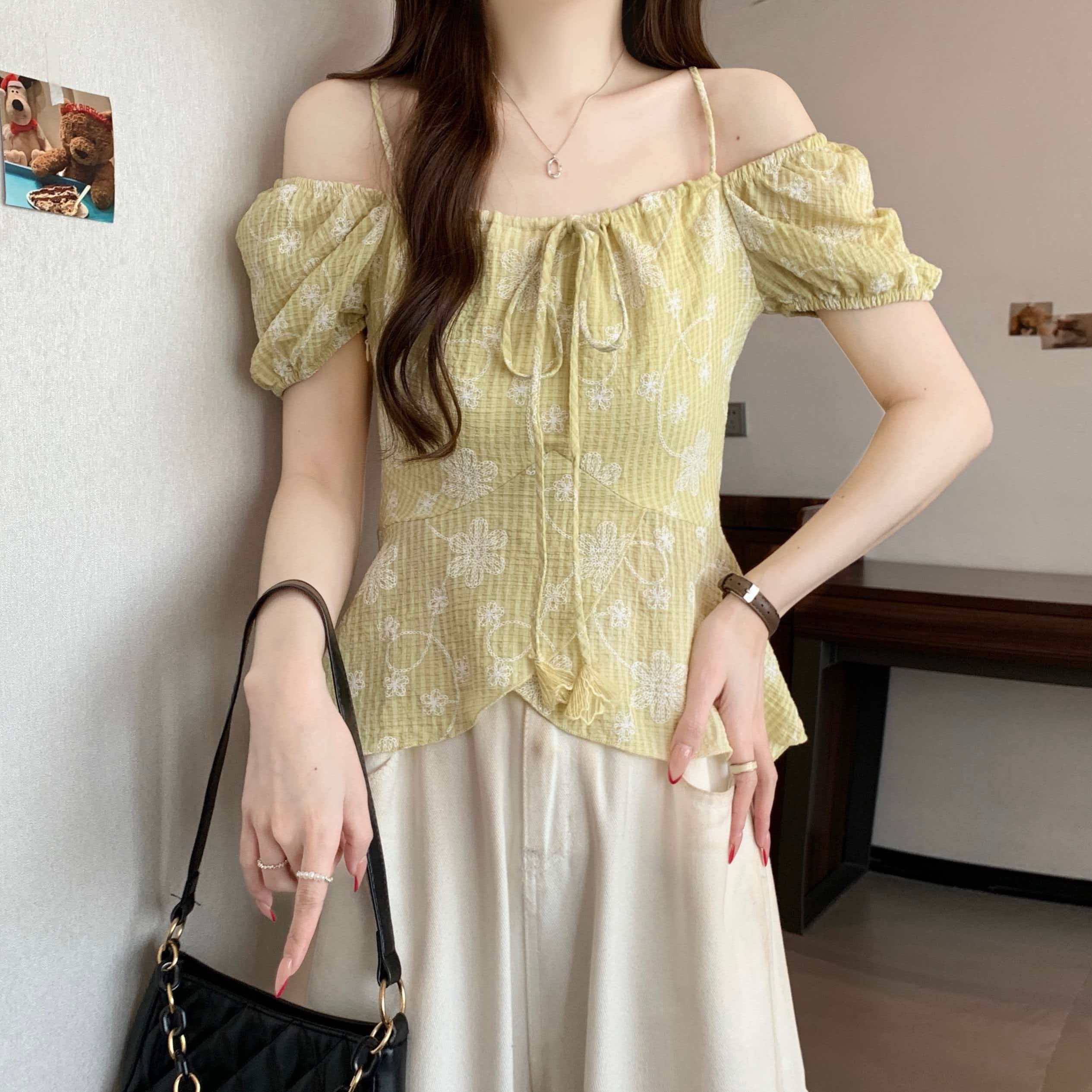 RY2188# 实拍大码女装夏季韩版吊带一字肩短袖衬衣女露肩格子小清新上衣女