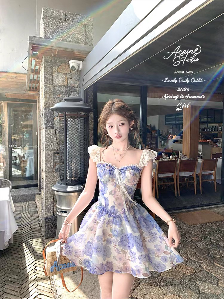 acaine5 28 20 00 95 할인 블루 黛 떠 다니는 꽃 레이스 날다 소매 프린트 프릴 드레스