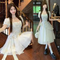 批发8263# 实拍~清甜设计感拼接假两件甜美蝴蝶结收腰蓬蓬连衣裙