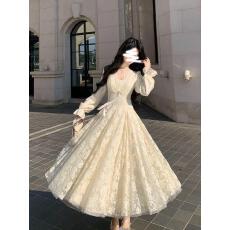 批发9053#全店出货~2026秋迷迭花园法式纯欲v领蕾丝收腰千金风连衣裙