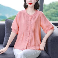 批发春夏国风刺绣天丝棉麻圆领开扣五分短袖衬衫宽松舒适遮肚子大码女