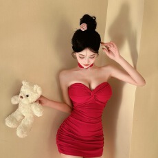 批发实拍御姐范性感抹胸连衣<b class='q'>裙</b>女2025包臀<b class='q'>裙</b>设计感小众内搭显瘦<b class='q'>裙</b>子