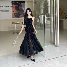 批发实拍法式吊带连衣<b class='q'>裙</b>女新款性感丝绒鱼尾气质亮片晚礼服打底<b class='q'>裙</b>子