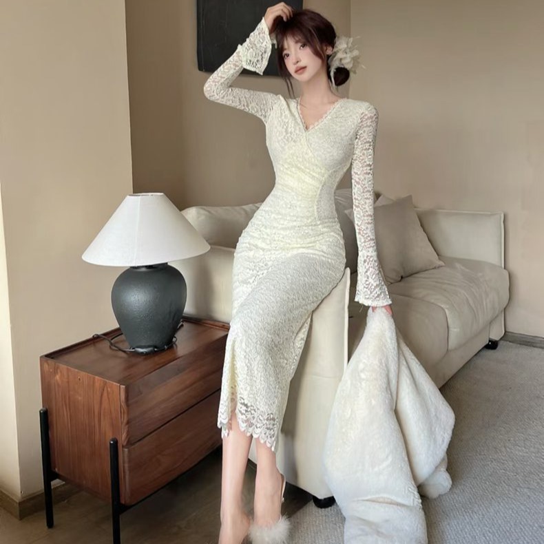 MY14079# 纯欲蕾丝拼接中长款鱼尾法式名媛紧身V领小众钩花包臀连衣裙...