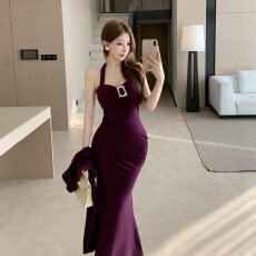 批发实拍法式<b class='q'>名媛</b>气质高级感开衫外套+挂脖抹胸上衣+半身裙三件套