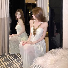 批发实拍千金打底黑色镶钻挂脖吊带<b class='q'>连衣裙</b>时尚高级性感仙女晚礼服裙子