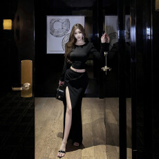 批发实拍韩系御姐显瘦套装女辣妹气质<b class='q'>蕾丝</b>露背T恤高腰扭结半身裙套装