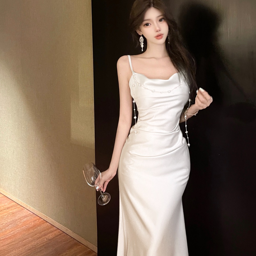 실사 프랑스식 고급 센스 새틴 슬립 여성 드레스 2026 명문 여성 품격 허리 수축 슬림해 보이는 슈퍼 요정 롱 스커트