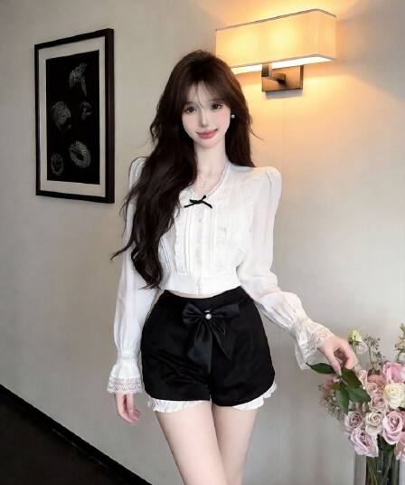 실사 프랑스식 레이스 측면 V넥 긴팔 셔츠 여성 나비 매듭 벨벳 하이웨이스트 반바지 순수한 욕망 핫걸 투피스 세트