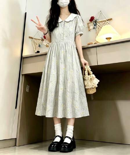 새로운 학원 스타일 베이비 칼라 헤일로 염색 유화 꽃무늬 여름 프랑스식 부드러운 바람 한 마디 드레스