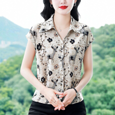 批发实拍2026鹿语繁花夏季精选设计感小众时尚气质女V领短袖<b class='q'>t</b><b class='q'>恤</b><b class='q'>百搭</b>