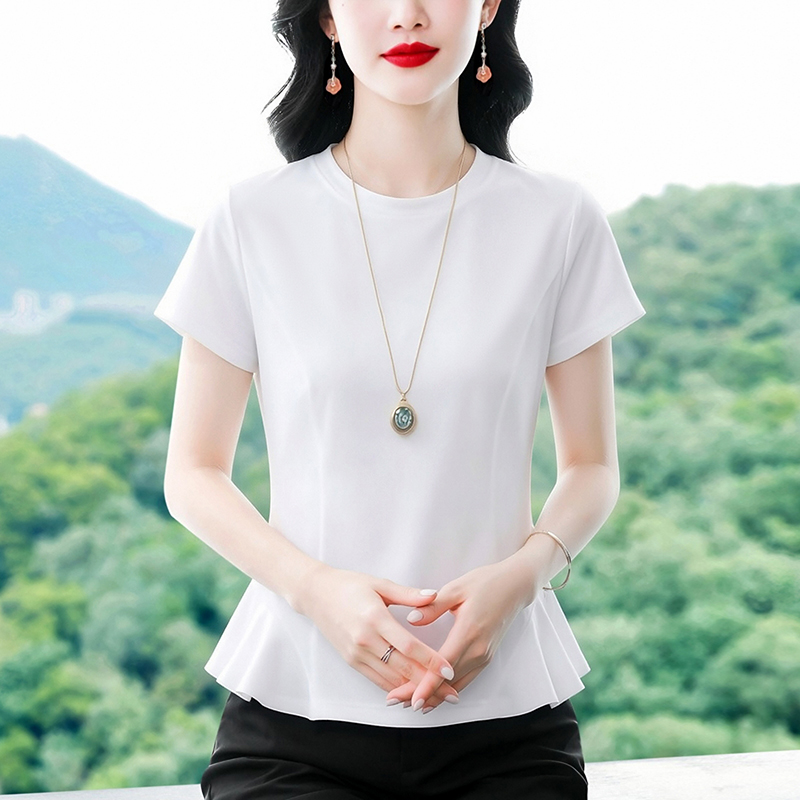 실사 여름 신제품 빛 럭셔리 외국 가스 라운드 넥 티셔츠 여성 2026 여름 새로운 여성용 짧은 소매 맨위 슬림해 보이는 작은 셔츠