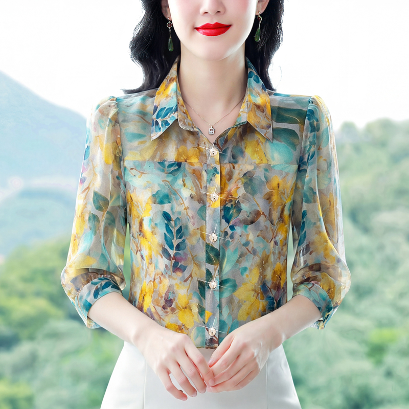 실사 2026 여름 새로운 패션 엄마 7부 소매 프린트 블라우스 품격 연령 감소 슬림해 보이는 작은 셔츠