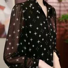 批发衬衫女士长袖印花上衣2026秋季新款妈妈翻领气质打底小衫