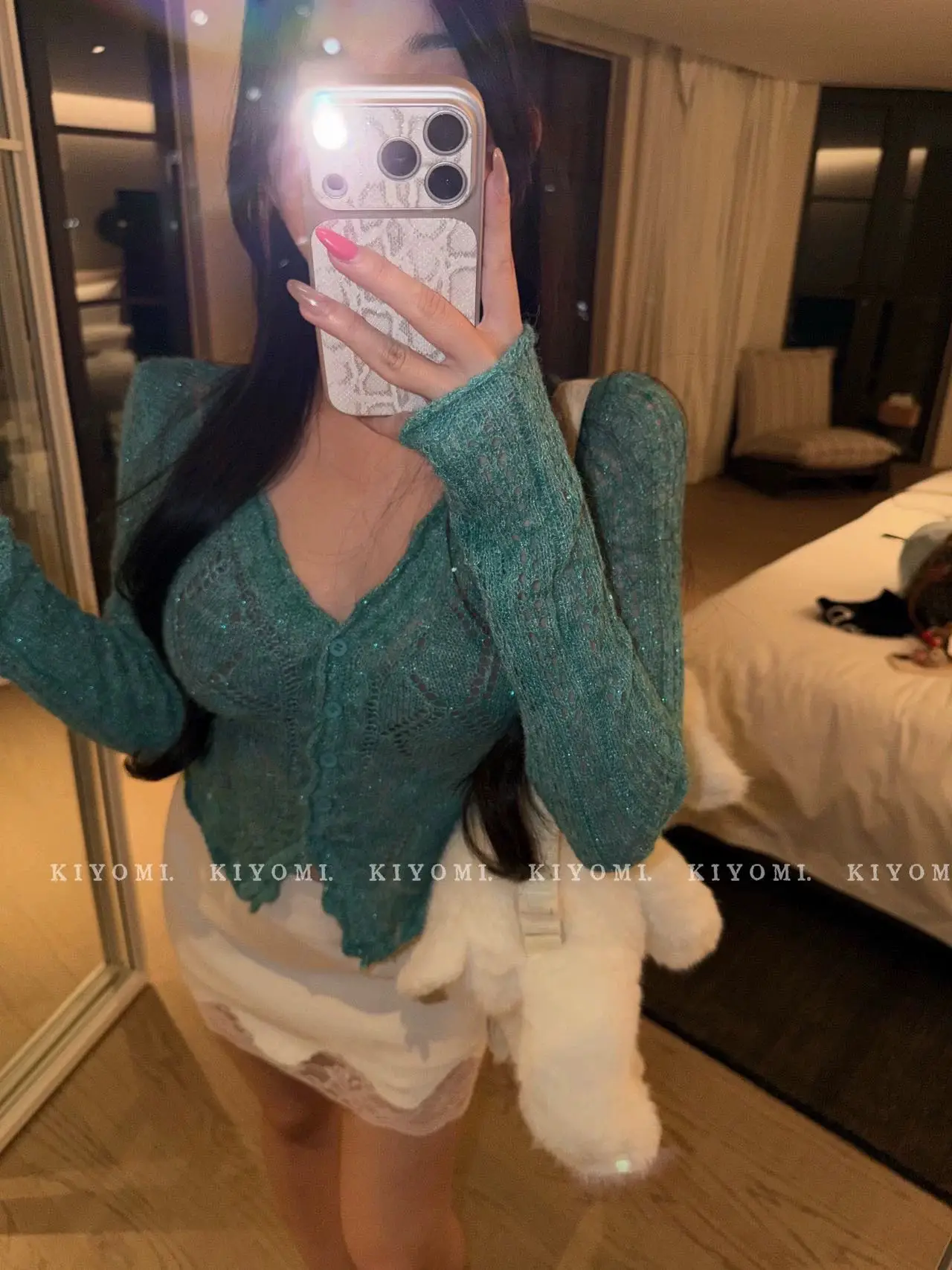 러블리 V넥 다이아몬드 패턴 가디건 (6color) 상세 이미지 3