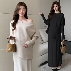 批发实拍已出货~2025秋季新款露肩蝙蝠袖坑条针织上衣+显瘦半裙套装