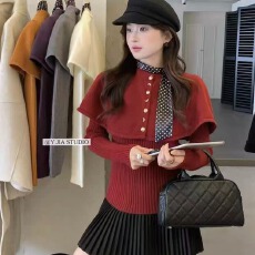 批发新品~货 孕妇装<b class='q'>秋</b>慵懒感蝴蝶结宽松斗篷毛衣两件套+黑色半身裙