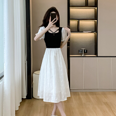 批发夏装假两件收腰显瘦方领<b class='q'>连衣裙</b>女气质优雅赫本风简约设计感中长裙