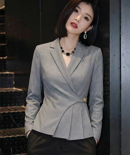2026 봄 새로운 올해 인기 폭발 미니멀리즘 바람 회색 레이스업 허리 수축 여성 셔츠 슬림해 보이는 빅 사이즈 맨위