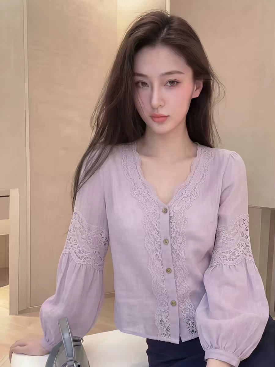 2026 여름 프랑스식 부드러운 바람 분말 보라색 V넥 긴팔 레이스 여성 셔츠 오리지널 허리 수축 품격 맨위