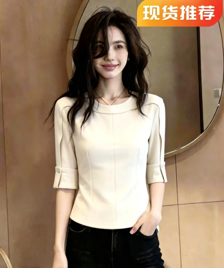 패션 라운드 넥 단색 맨위 2026 여름 디자인 센스 우아함 연령 감소 기본 셔츠 출퇴근 품격 다용도 작은 셔츠