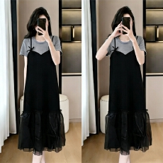 批发实拍<b class='q'>大码</b><b class='q'>女装</b>假两件蝴蝶结背带拼接直筒显瘦减龄时尚连衣裙过膝长