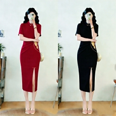 批发实拍<b class='q'>大码</b>红色改良旗袍新款性感复古修身单开叉连衣裙