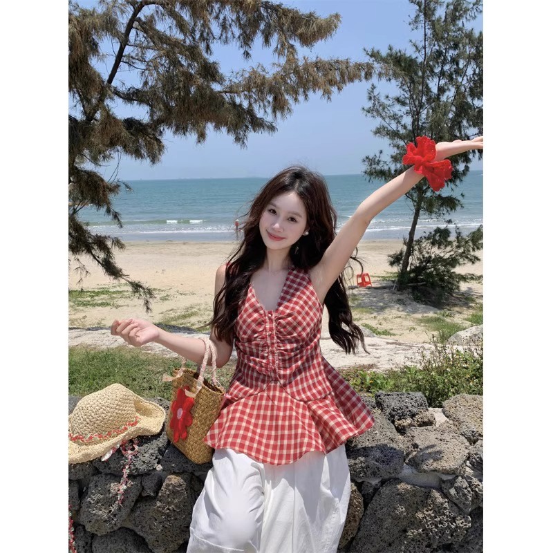 휴가 바람 한 부서 빨간색 체크무늬 V넥 조끼 여성 여름 새로운 연령 감소 다용도 허리 수축 슬림해 보이는 민소매 맨위