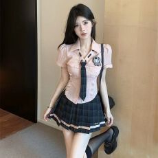 批发韩漫甜心夏季辣妹修身显瘦学院风小众设计感衬衫上衣<b class='q'>半身</b><b class='q'>短裙</b>套装