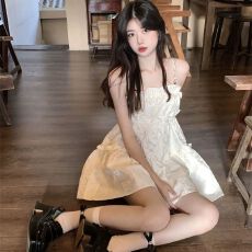 批发夏季新款韩版***吊带裙女重工水钻链条设计感小个子<b class='q'>蓬蓬裙</b>