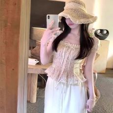 批发后背打揽+抽绳绑带一漂亮独特超好看泡泡袖T恤<b class='q'>女</b>甜美碎花修身上衣