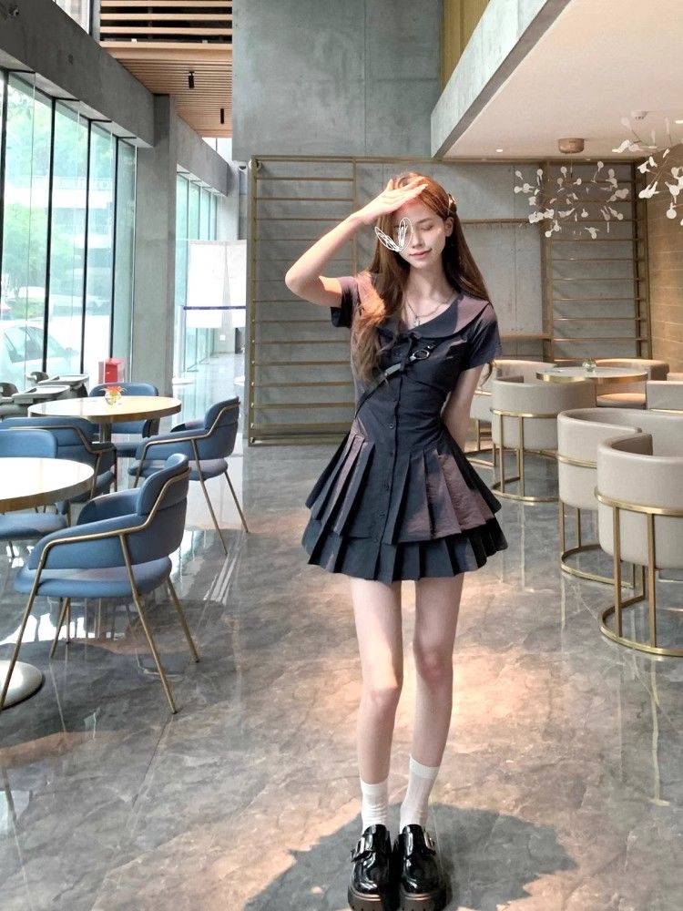 디스플레이 화이트 해군 허리 수축 셔츠 드레스 슬림해 보이는 여름 반팔 다용도 디자인 센스 2025 새로운 여성 드레스