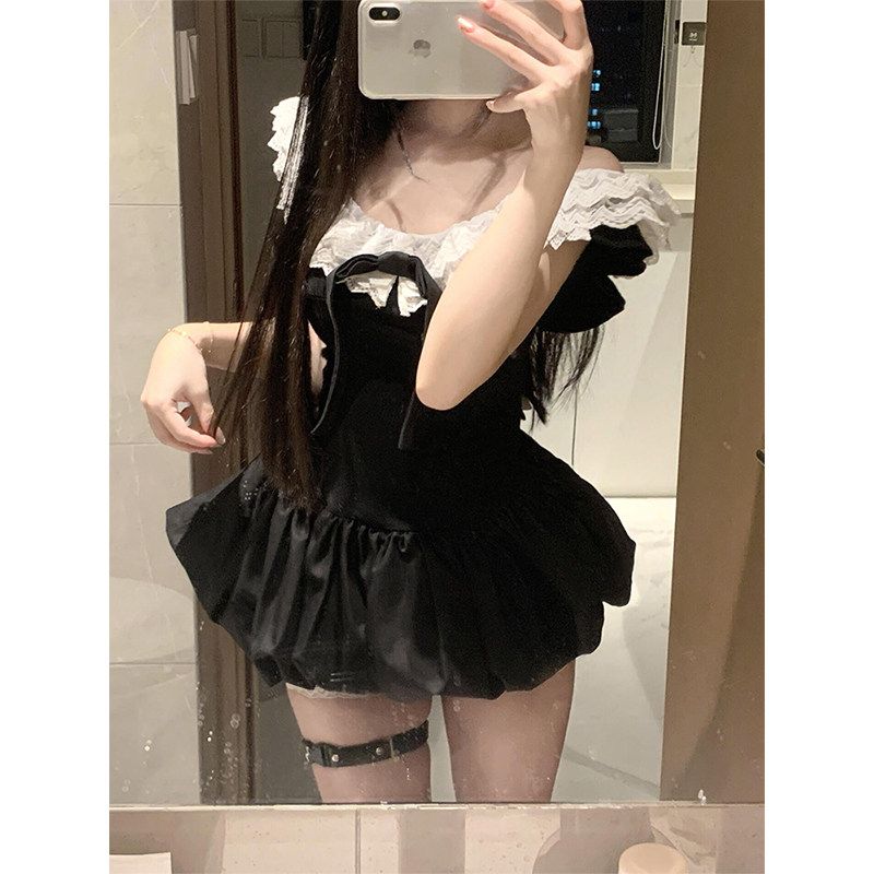 부유 한 가족 천 골드 센스 작은 검은 드레스 레이스 조각 오프숄더 여성 드레스 여름 허리 수축 슬림해 보이는 꽃밭 짧은 치마