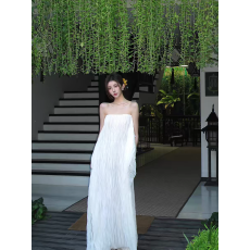 批发垂感飘逸云朵针织抹胸长裙女气质度假宽松拖地连衣裙