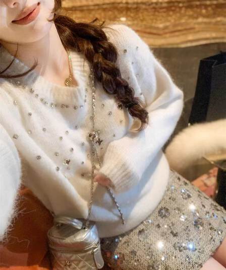 물고기 토끼 ~ 중 토끼 수공 봉제 밝은 훈련 스웨터 여자 느긋한 고급 센스 2026 새로운 겨울 니트 스웨터