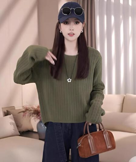 한 부서 레트로 녹색 라운드 넥 풀오버 스웨터 여자 가을 디자인 센스 이후 트임 루즈핏 긴팔 니트 스웨터 맨위