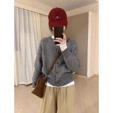 批发短款气质后标<b class='q'>开衫</b>2026秋季新款百搭极简风宽松显瘦<b class='q'>针织</b>衫上衣女