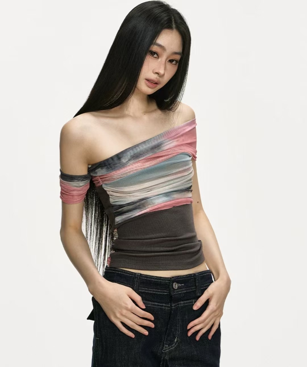 aneae 예술 헤일로 염색 망사 오프숄더 티셔츠 여성 디자인 센스 작은 대중 고유 한 홀치기 염색 맨위 여성 트렌디