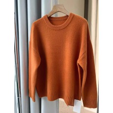 批发<b class='q'>浙江</b><b class='q'>桐乡</b>濮院浣熊绒软糯慵懒南瓜橘色毛衣女秋冬高级感针织衫上衣