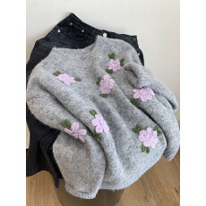 批发灰色圆领套头立体花朵刺绣针织衫毛衣<b class='q'>女士</b>2025新款设计感小众上衣
