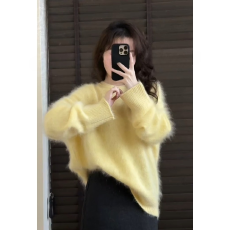 批发韩系慵懒风<b class='q'>高级</b>感日系套头圆领马海毛软糯宽松黄色毛衣女秋冬外穿