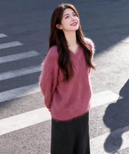 부드러운 느긋한 바람 핑크색 플리스 니트 스웨터 여성 2025 가을 겨울 풀오버 루즈핏 고급 센스 다용도 부드러운 찹쌀 스웨터